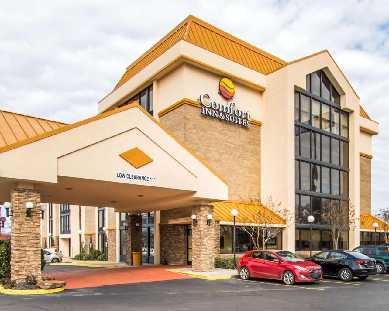 Hotel Americinn By Wyndham East Memphis